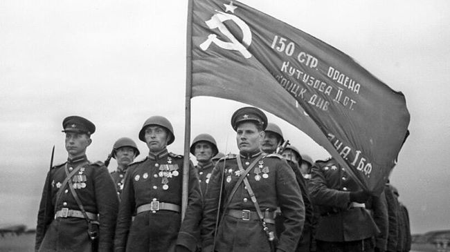 Парад Победы на Красной площади 24 июня 1945 года Парад Победы на Красной площади 24 июня 1945 года