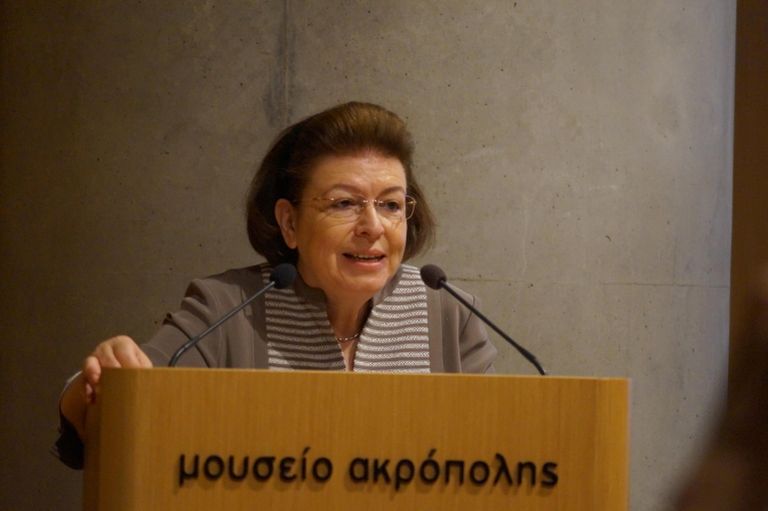 Министр культуры и спорта Греции Лина Мендони Министр культуры и спорта Греции Лина Мендони