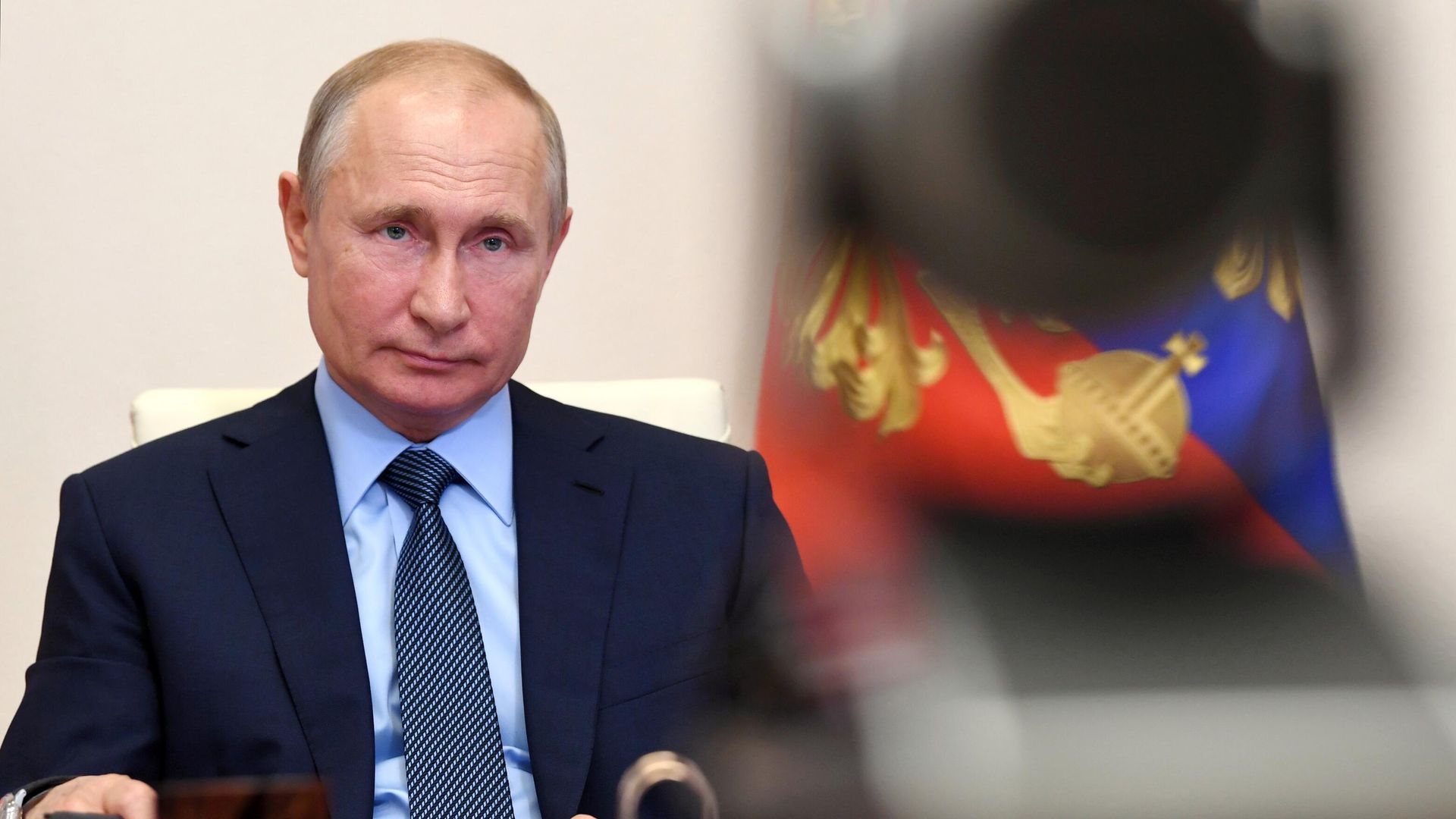 Президент РФ Владимир Путин во время встречи с медицинскими работниками в режиме видеоконференции Президент РФ Владимир Путин во время встречи с медицинскими работниками в режиме видеоконференции - РИА Новости, 1920, 21.06.2020