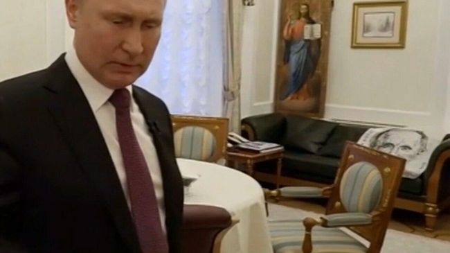 Портрет Президента России в кабинете Владимира Путина Портрет Президента России в кабинете Владимира Путина