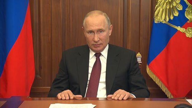 Владимир Путин про поправки в Конституцию РФ: Вступят, если люди их поддержат Владимир Путин про поправки в Конституцию РФ: Вступят, если люди их поддержат