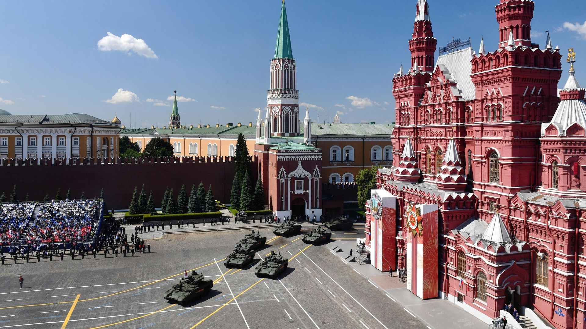 Боевые машина пехоты (БМП) на гусеничной платформе Курганец-25 время военного парада в ознаменование 75-летия Победы в Великой Отечественной войне 1941-1945 годов на Красной площади в Москве Боевые машина пехоты (БМП) на гусеничной платформе Курганец-25 время военного парада в ознаменование 75-летия Победы в Великой Отечественной войне 1941-1945 годов на Красной площади в Москве - РИА Новости, 1920, 19.03.2021