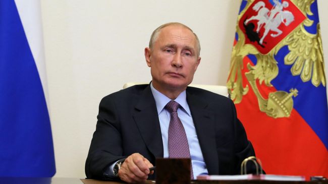 Президент РФ Владимир Путин проводит встречу с членами Общественной палаты Президент РФ Владимир Путин проводит встречу с членами Общественной палаты