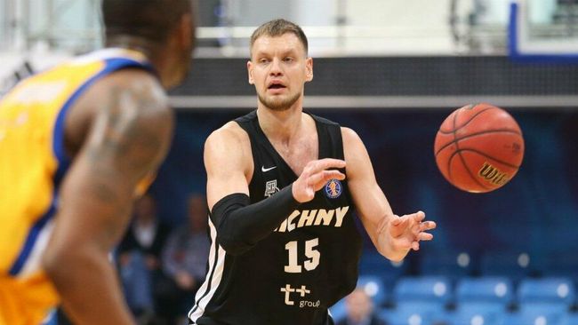 Игрок БК Химки Петр Губанов Игрок БК Химки Петр Губанов