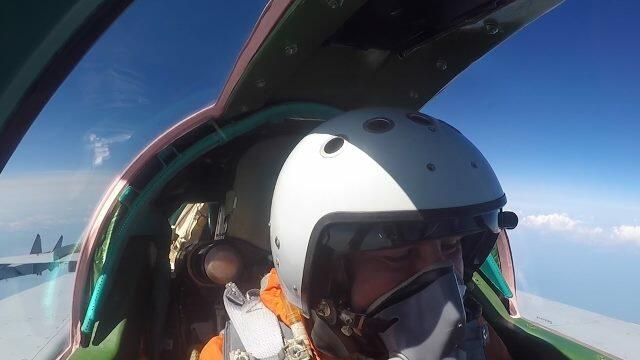 Кадры полета самолетов Ту-142МК над Баренцевым и Норвежским морями Кадры полета самолетов Ту-142МК над Баренцевым и Норвежским морями - РИА Новости, 1920, 27.06.2020