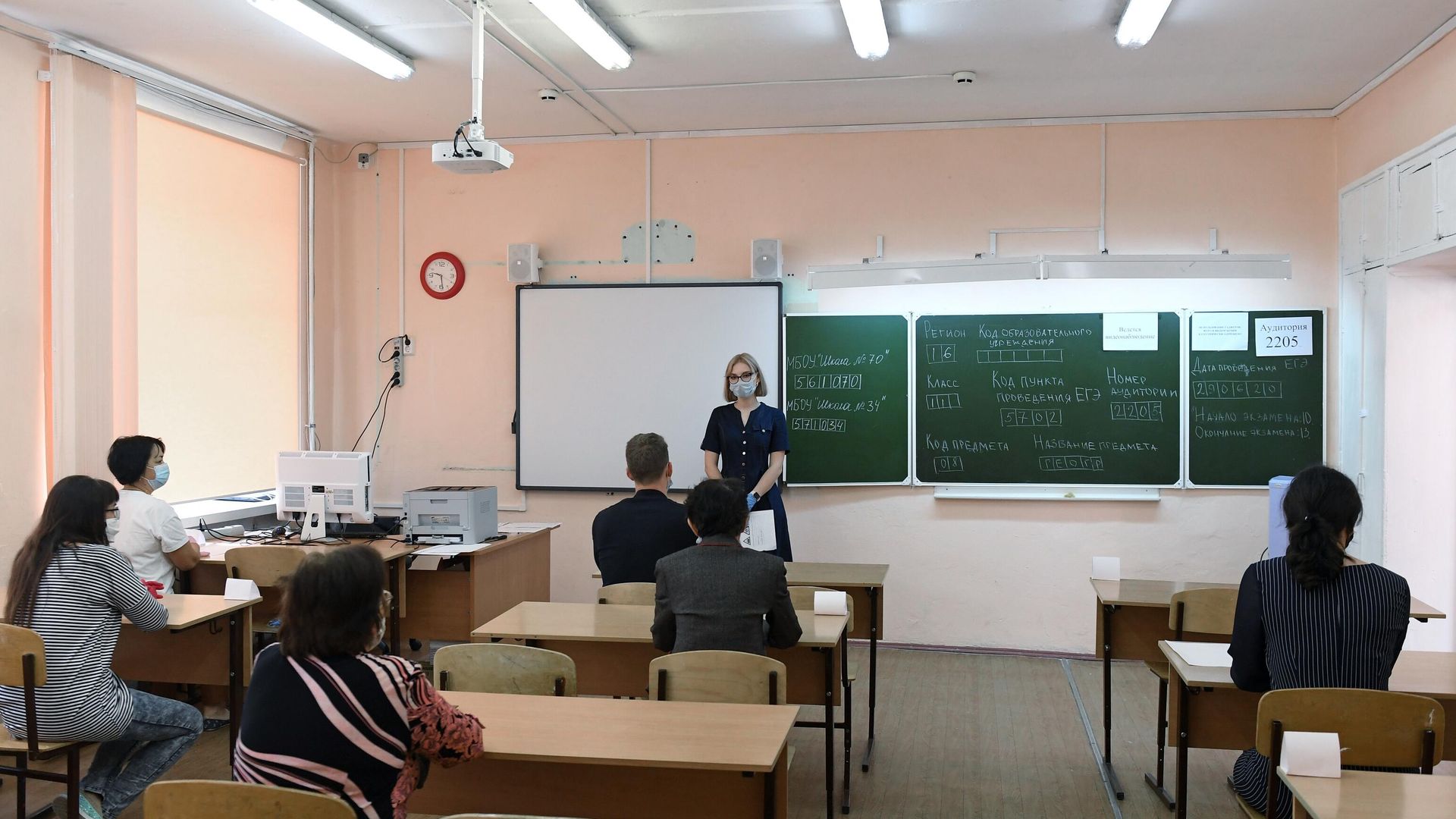 Пробная сдача Единого государственного экзамена Пробная сдача Единого государственного экзамена - РИА Новости, 1920, 04.03.2021