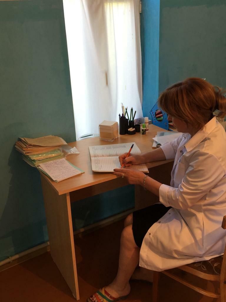 Аида заполняет журнал Аида заполняет журнал