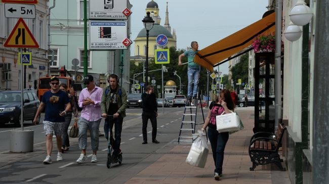 Большая Никитская улица в Москве
