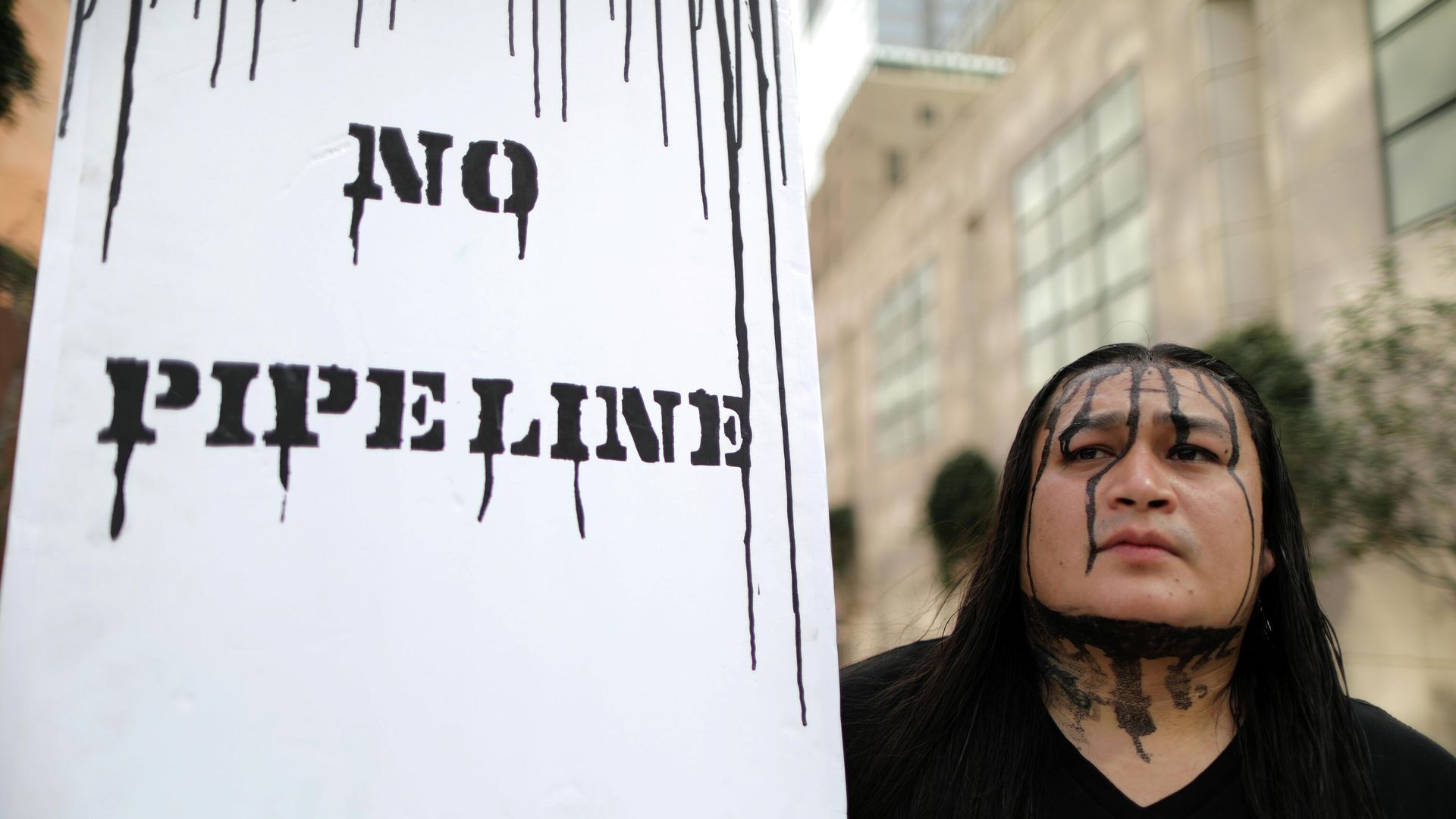 Акция протеста в Лос-Анджелесе против строительства нефтепроводов Keystone XL и Dakota Access Акция протеста в Лос-Анджелесе против строительства нефтепроводов Keystone XL и Dakota Access - РИА Новости, 1920, 07.07.2020