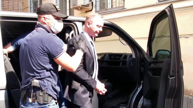 Задержание сотрудниками ФСБ РФ советника генерального директора Роскосмоса Ивана Сафронова Задержание сотрудниками ФСБ РФ советника генерального директора Роскосмоса Ивана Сафронова