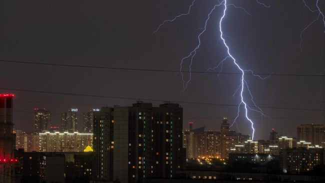 Гроза в Москве