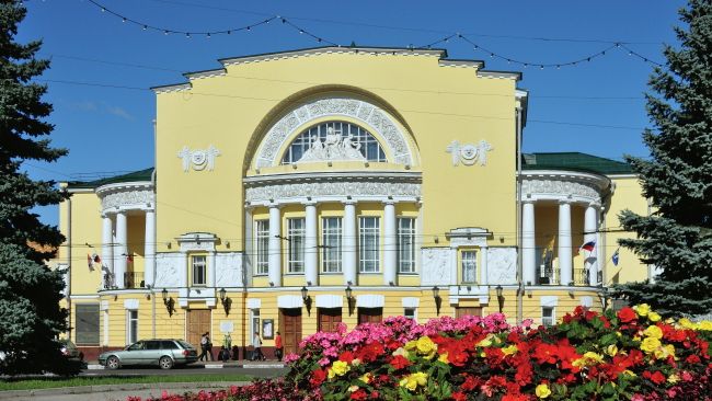 Здание Российского государственного академического театра драмы имени Федора Волкова