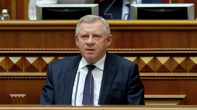 Глава Национального банка Украины Яков Смолий на заседании Верховной Рады Глава Национального банка Украины Яков Смолий на заседании Верховной Рады