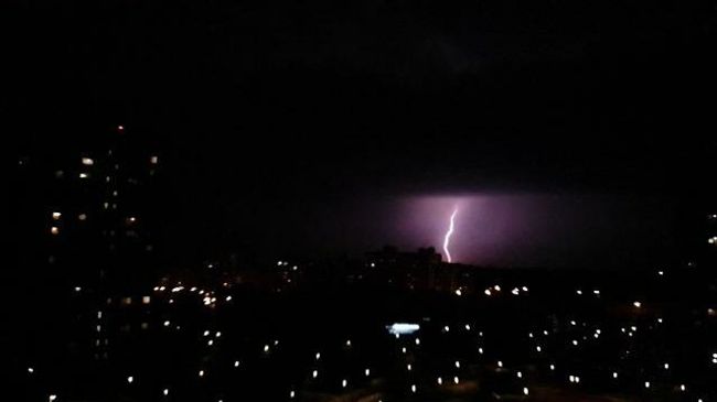Небесное шоу: за грозами в Россию приходят зарницы Небесное шоу: за грозами в Россию приходят зарницы
