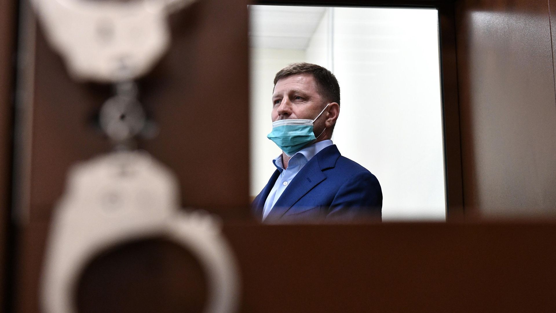 Губернатор Хабаровского края Сергей Фургал в Басманном суде Москвы Губернатор Хабаровского края Сергей Фургал в Басманном суде Москвы - РИА Новости, 1920, 21.09.2020