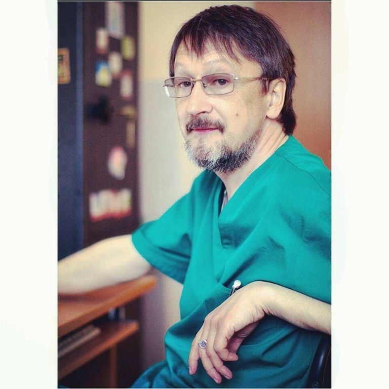 Эдуард Ахметов Эдуард Ахметов