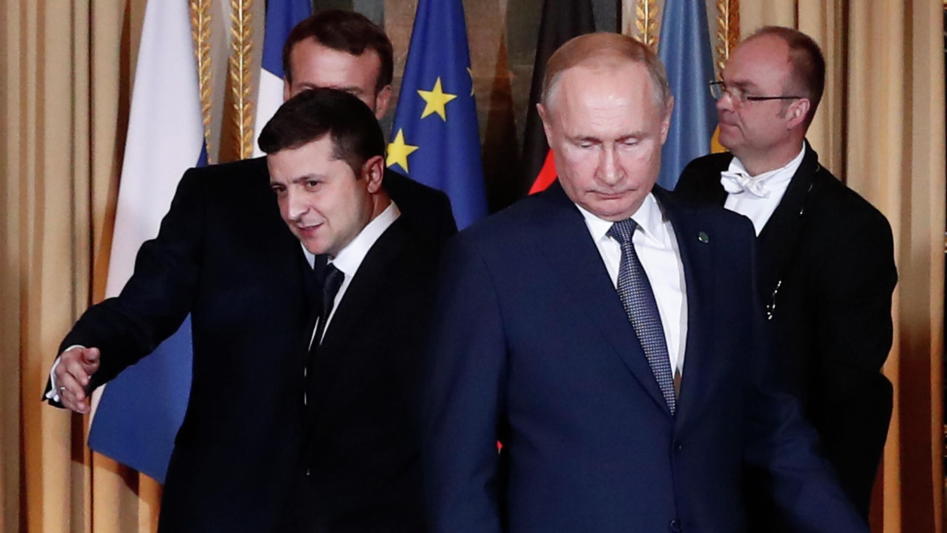 Президент России Владимир Путин и президент Украины Владимир Зеленский Президент России Владимир Путин и президент Украины Владимир Зеленский - РИА Новости, 1920, 21.01.2023