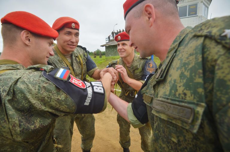 Участники всеармейского этапа конкурса военной полиции Страж порядка на огневом рубеже в Московской области Участники всеармейского этапа конкурса военной полиции Страж порядка на огневом рубеже в Московской области