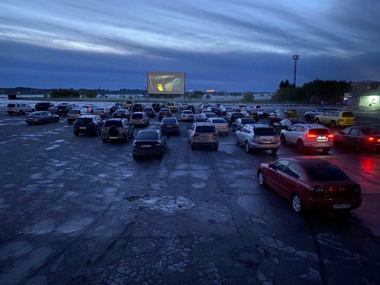 Автокинотеатр Skyline Cinema в Новосибирске 