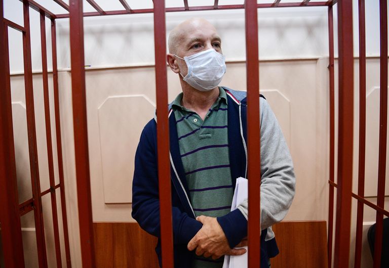 Эмбриолог, андролог ЭКО клиники NGC Тарас Ашитков, обвиняемый по делу о торговле детьми от суррогатных матерей, в Басманном суде Москвы
