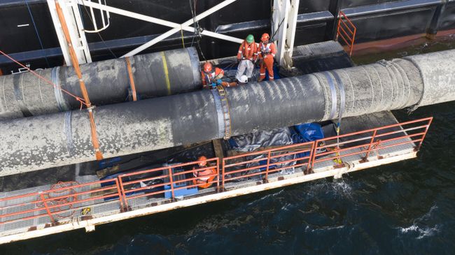 Надводная сварка захлёстного стыка морской части газопровода Северный поток-2 Надводная сварка захлёстного стыка морской части газопровода Северный поток-2