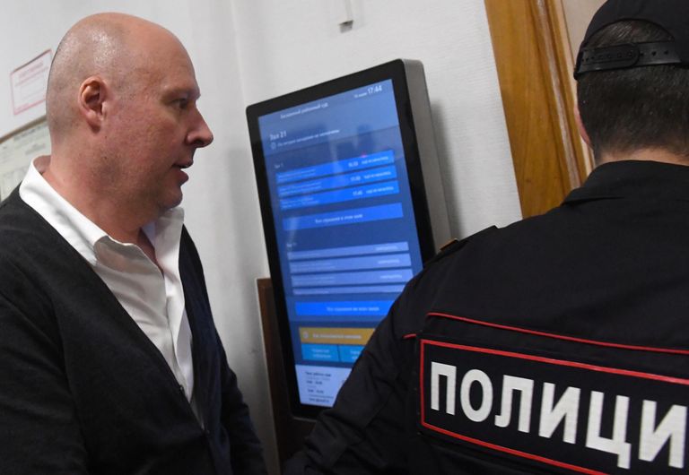 Генеральный директор центра суррогатного материнства Владислав Мельников в Басманном суде Москвы