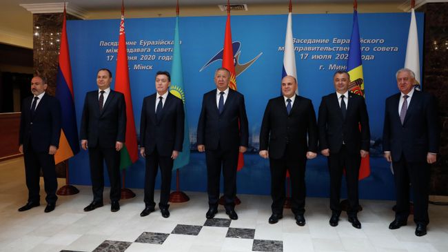 Совместное фотографирование глав делегаций Евразийского межправительственного совета в Минске Совместное фотографирование глав делегаций Евразийского межправительственного совета в Минске