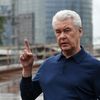 Мэр Москвы Сергей Собянин во время осмотра хода строительства участка Северо-Восточной хорды в Москве Мэр Москвы Сергей Собянин во время осмотра хода строительства участка Северо-Восточной хорды в Москве