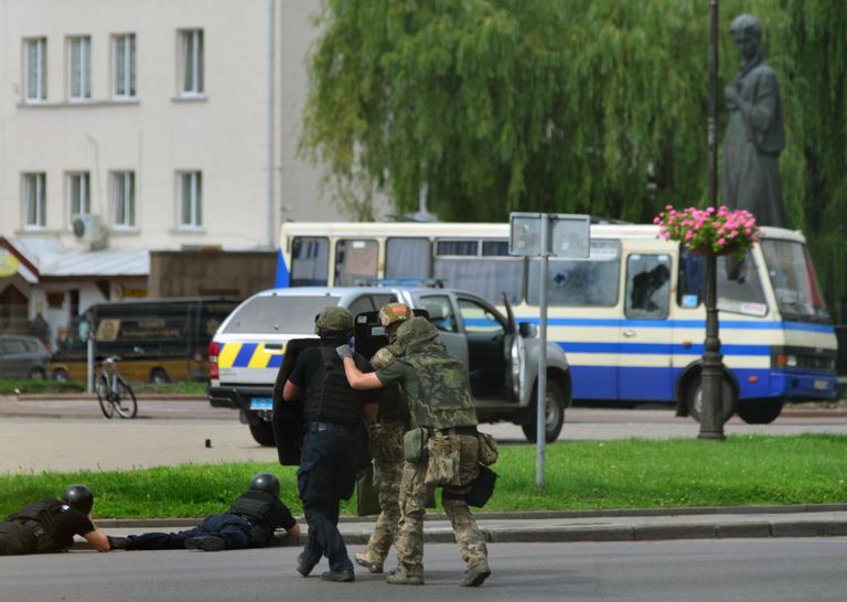 Захват заложников в Луцке Захват заложников в Луцке