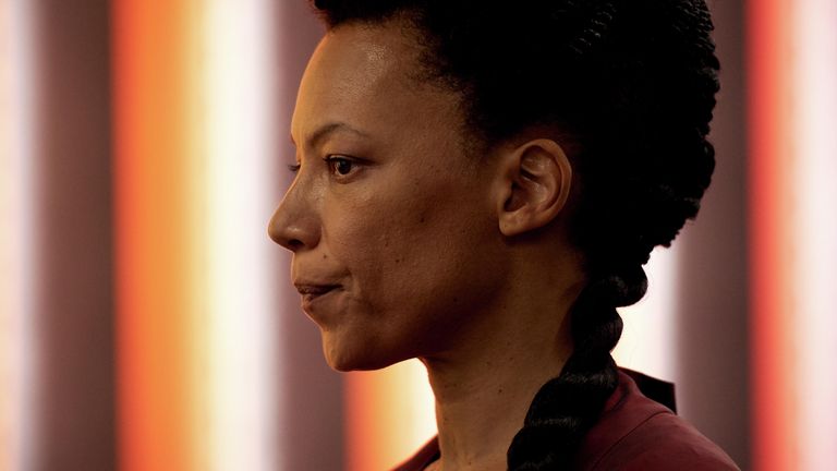 Кадр из сериала Дивный новый мир Кадр из сериала Дивный новый мир