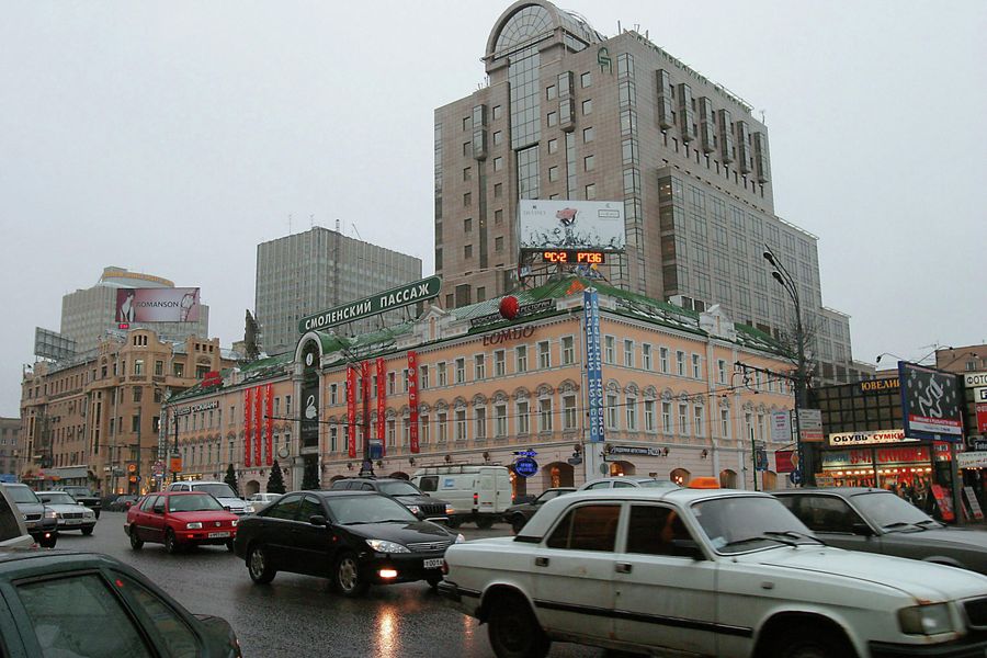 Здание магазина Смоленский пассаж