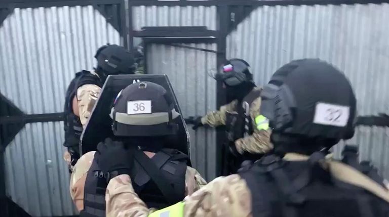 Спецоперация ФСБ против Исламского движения Узбекистана. Кадр видео Спецоперация ФСБ против Исламского движения Узбекистана. Кадр видео