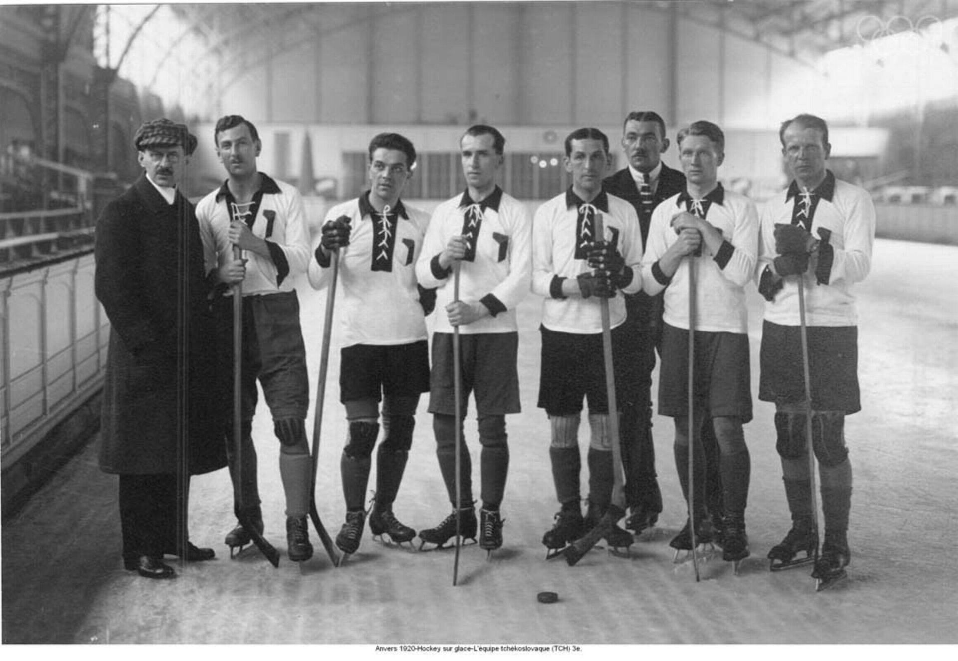 Сборная Чехословакии на Олимпийских играх 1920 года в бельгийском Антверпене Сборная Чехословакии на Олимпийских играх 1920 года в бельгийском Антверпене - РИА Новости, 1920, 24.07.2020