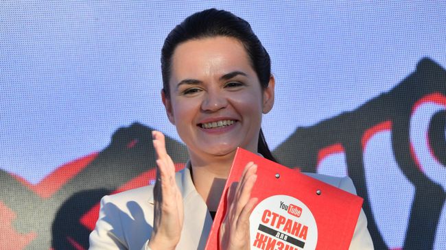 Кандидат в президенты Белоруссии Светлана Тихановская во время митинга-встречи с избирателями в городе Борисове Кандидат в президенты Белоруссии Светлана Тихановская во время митинга-встречи с избирателями в городе Борисове
