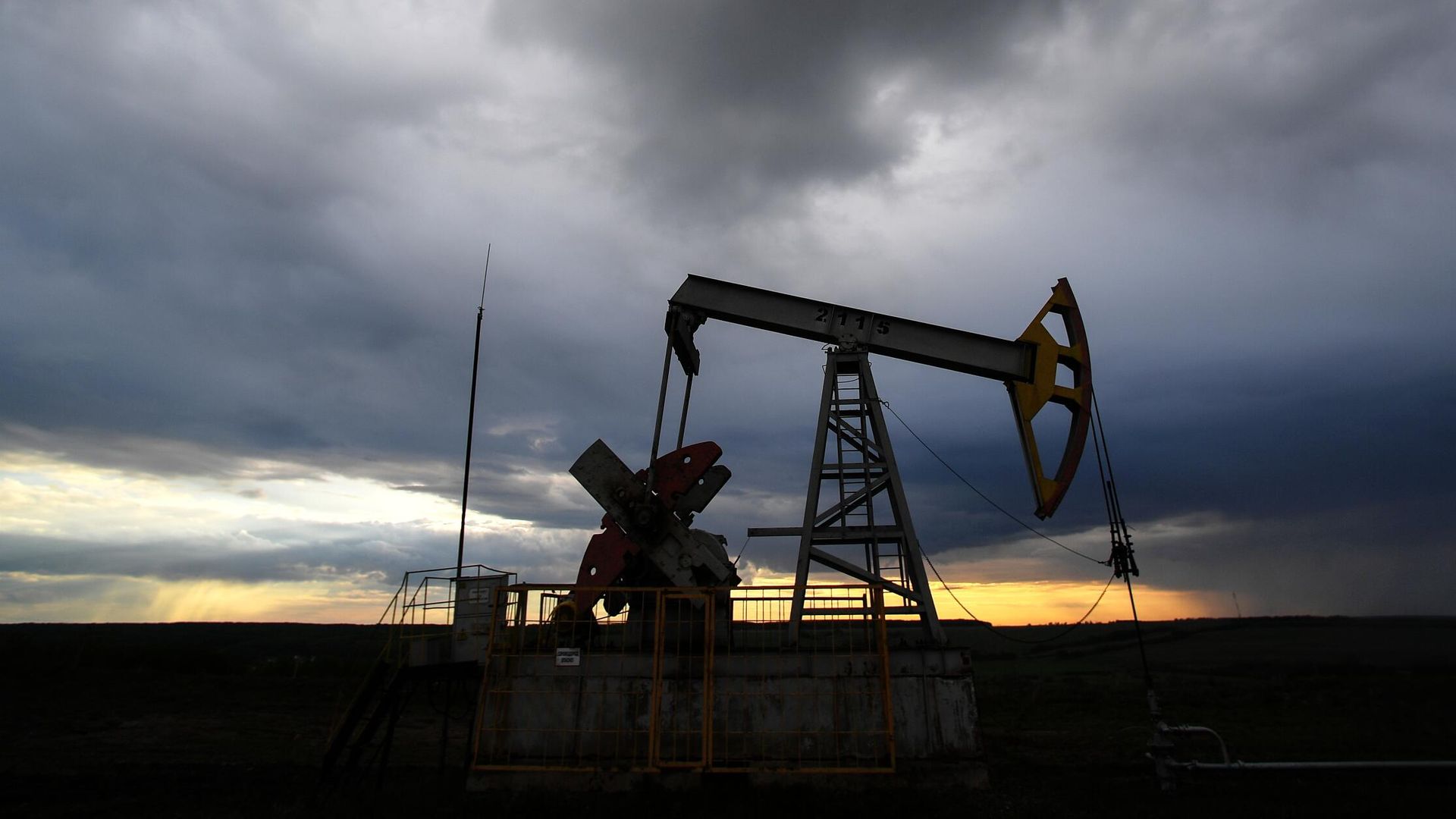 Нефтяная качалка в Республике Татарстан Нефтяная качалка в Республике Татарстан - РИА Новости, 1920, 19.06.2021