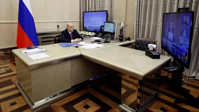 Председатель правительства РФ Михаил Мишустин в режиме видеоконференции проводит совещание о регулировании трансграничной электронной торговли