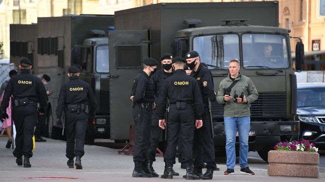 Сотрудники ОМОН Белоруссии в Минске Сотрудники ОМОН Белоруссии в Минске