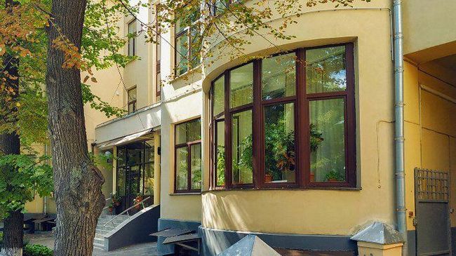 Дом работников НКВД в Милютинском переулке Москвы