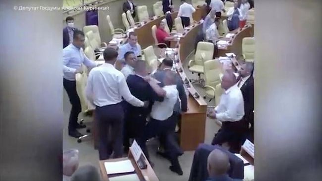 Драка депутатов в Ульяновском законодательном собрании Драка депутатов в Ульяновском законодательном собрании