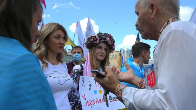 Рассмотрение Радой Украины закона о русском языке Рассмотрение Радой Украины закона о русском языке