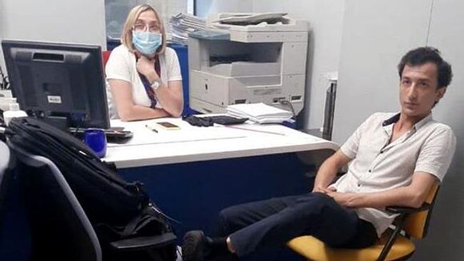 Захватчик и заложница внутри банка в здании бизнес-центра Леонардо в Киеве Захватчик и заложница внутри банка в здании бизнес-центра Леонардо в Киеве