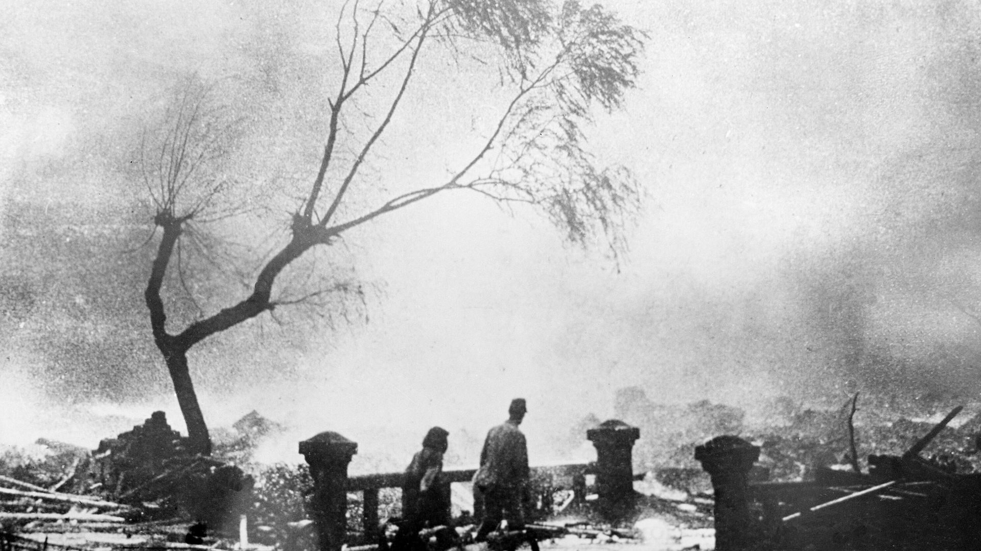 Нагасаки после американской атомной бомбардировки - РИА Новости, 1920, 09.08.2025