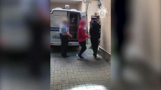 Следственный эксперимент с участием жены рэпера Картрайта. Кадры СК РФ Следственный эксперимент с участием жены рэпера Картрайта. Кадры СК РФ
