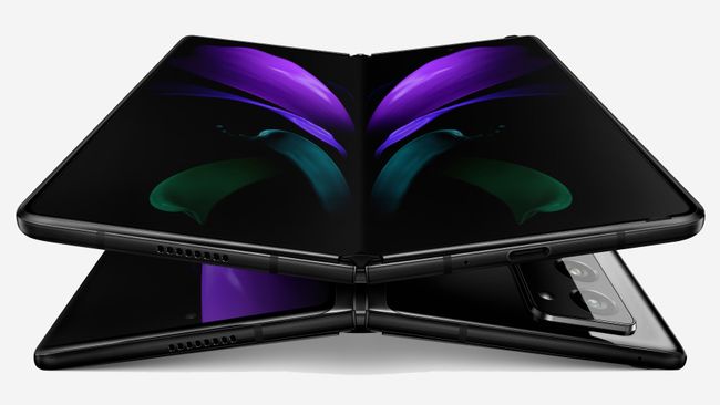 Смартфон Samsung Galaxy Z Fold 2 Смартфон Samsung Galaxy Z Fold 2