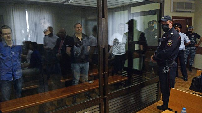 Фигуранты дела Нового величия во время оглашения приговора в Люблинском суде города Москвы. 6 августа 2020 Фигуранты дела Нового величия во время оглашения приговора в Люблинском суде города Москвы. 6 августа 2020