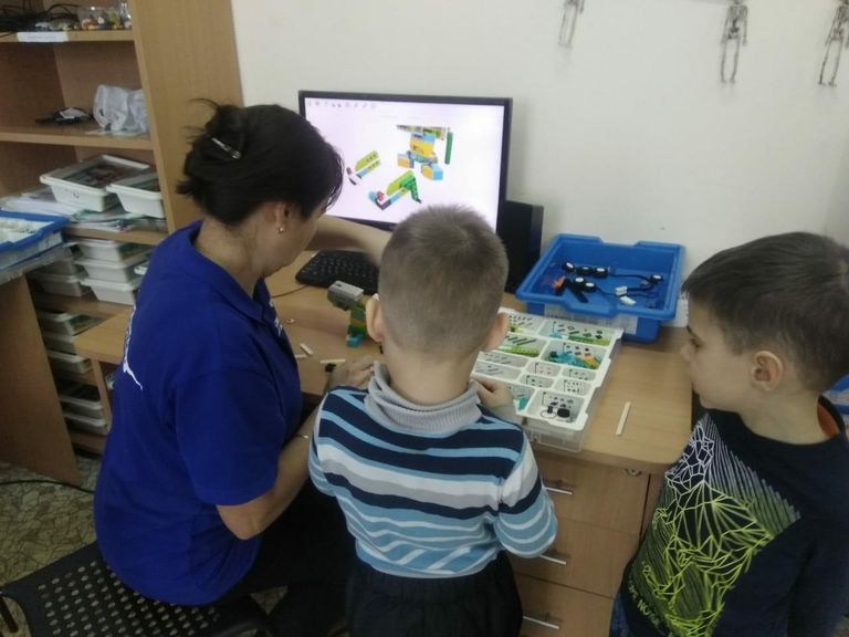 Детский центр по робототехнике и программированию IT-kids Детский центр по робототехнике и программированию IT-kids