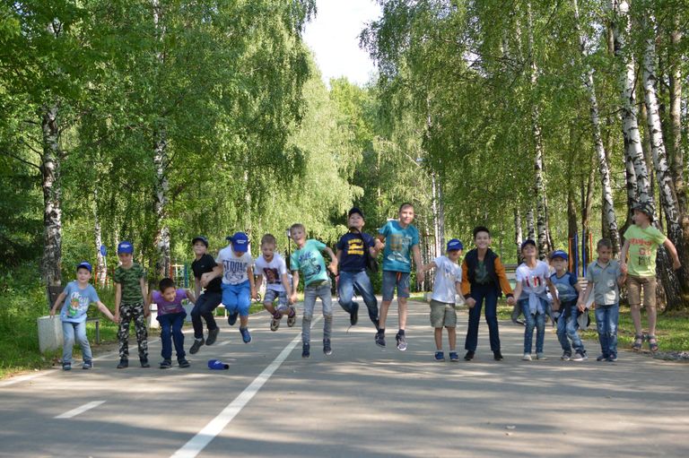 Учащиеся детского центра по робототехнике и программированию IT-kids Учащиеся детского центра по робототехнике и программированию IT-kids