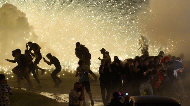 Участники акции протеста на одной из улиц в Минске Участники акции протеста на одной из улиц в Минске