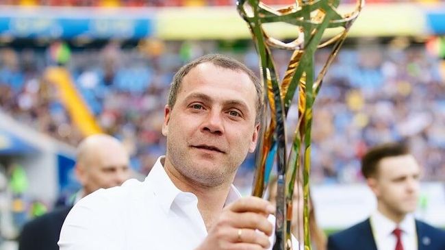 Бывший футболист Ростова и сборной России Роман Адамов Бывший футболист Ростова и сборной России Роман Адамов