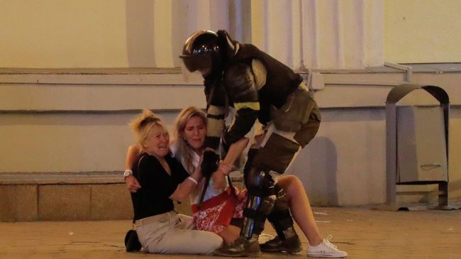 Протестующие в Минске. 10.08.2020 Протестующие в Минске. 10.08.2020